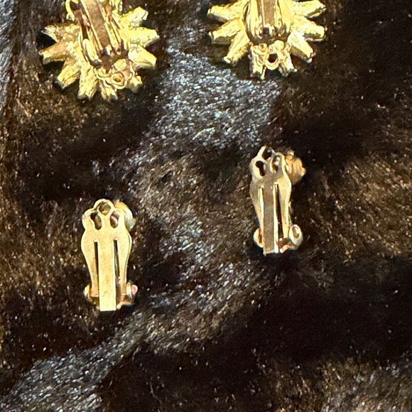 2 Dazzling Blue and Silver Tone Floral Rhinestone Earrings - Picture 3 of 7